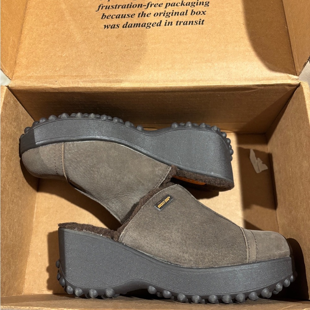 🆕 Rocket Dog ‘Fran’ Brown Nubuck W/ Faux Shearling Clogs 8.5 - Picture 6 of 14